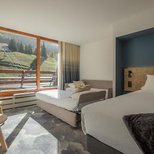 Habitación Familiar Superior con 2 Camas Individuales